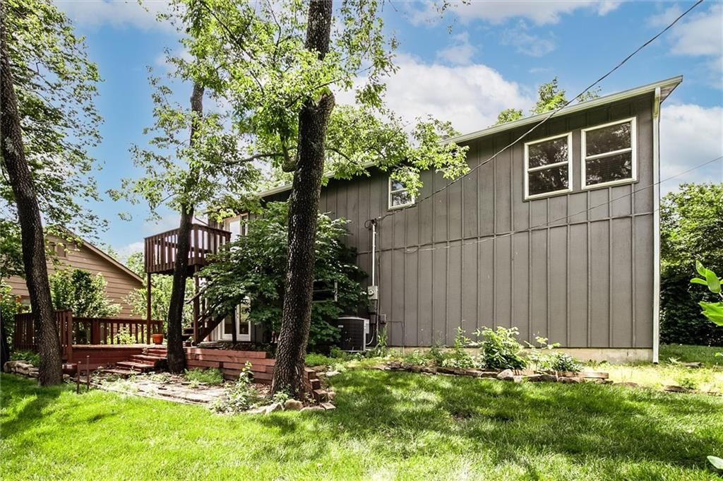 643 N Hemlock Street — photo 28