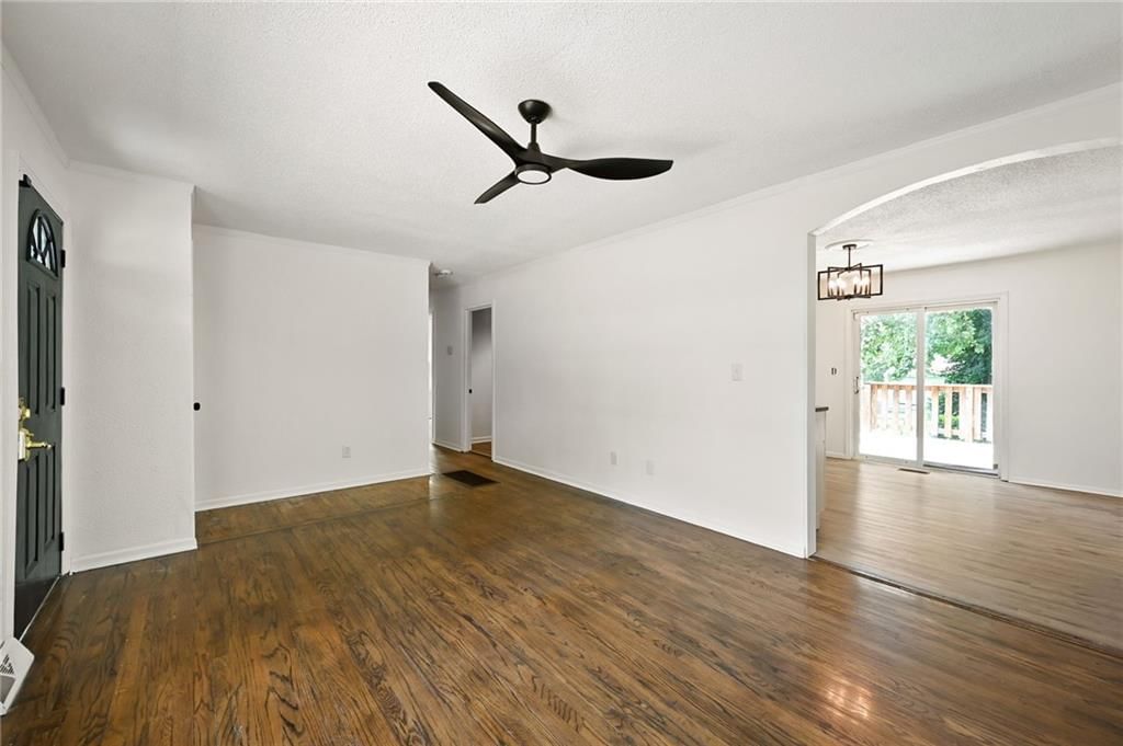 9416 Stark Avenue — photo 5