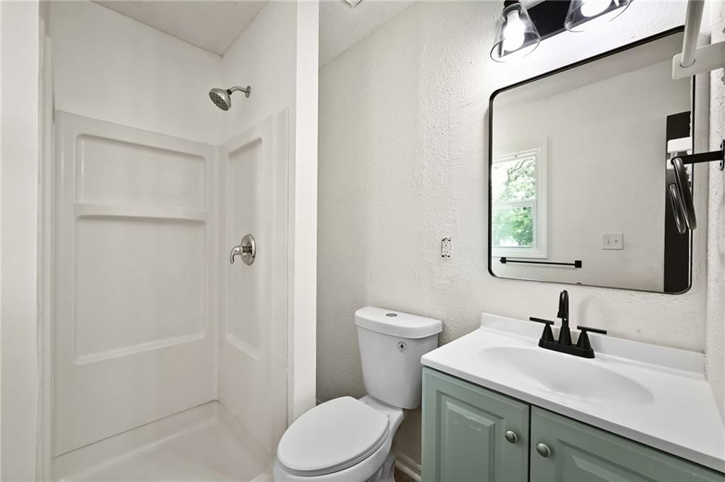 9416 Stark Avenue — photo 14