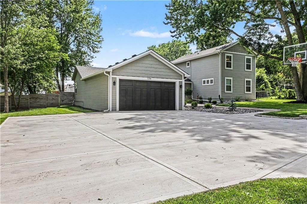 1208 SW South Avenue — photo 3