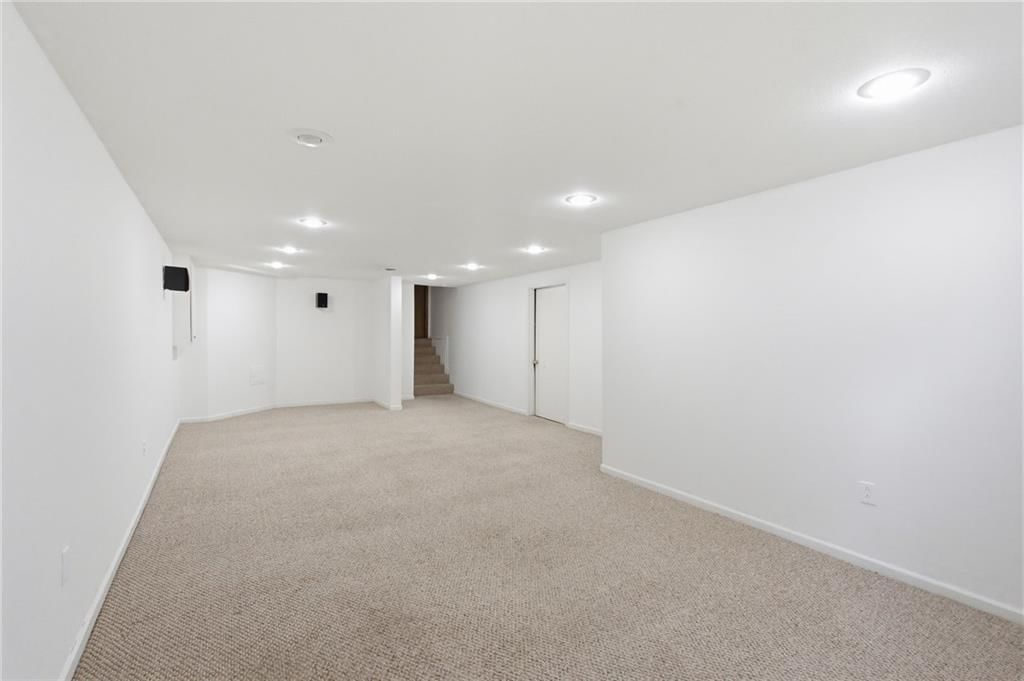 7822 Westgate Drive — photo 17
