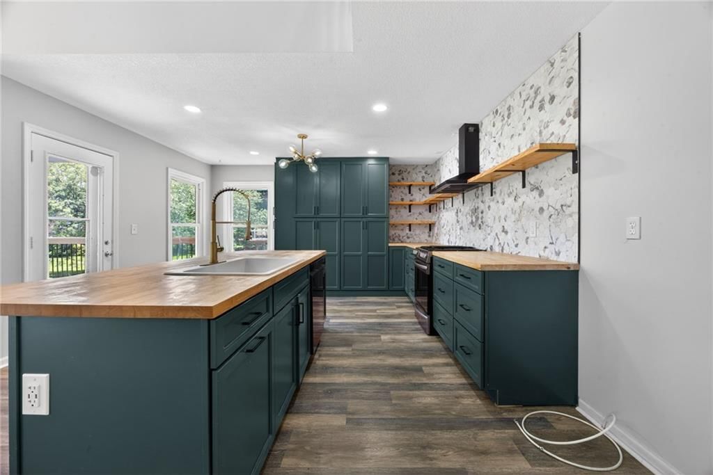 800 N Sumac Street — photo 12