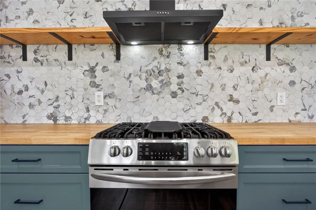 800 N Sumac Street — photo 15