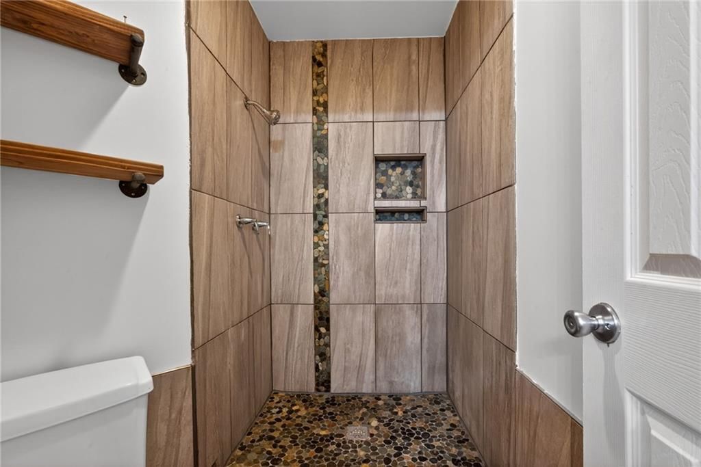 800 N Sumac Street — photo 27