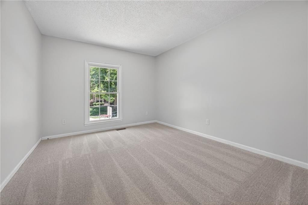800 N Sumac Street — photo 32