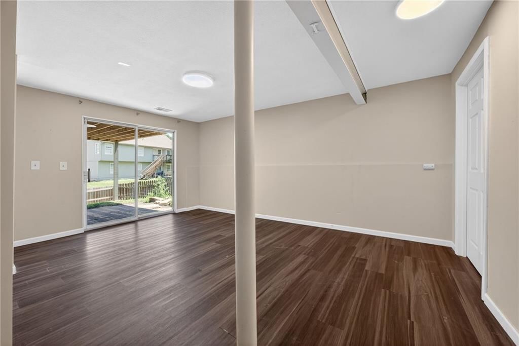 800 N Sumac Street — photo 37