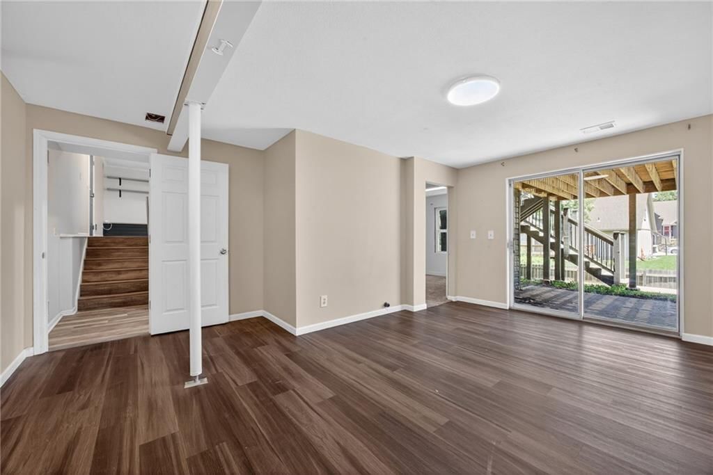 800 N Sumac Street — photo 38