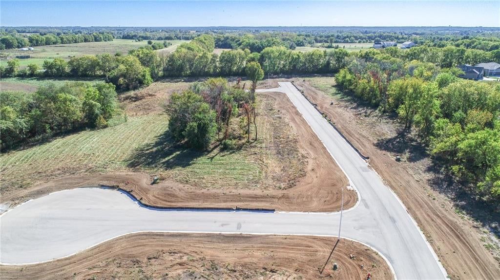 Photo 4 of 8 - Lot 14 Prairie Grove Estates