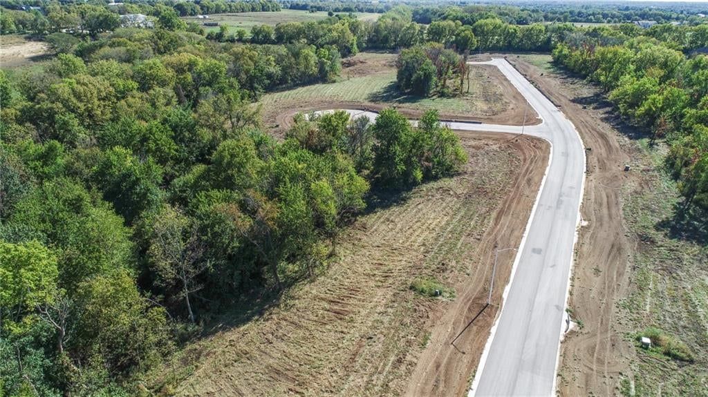 Photo 5 of 8 - Lot 17 Prairie Grove Estates
