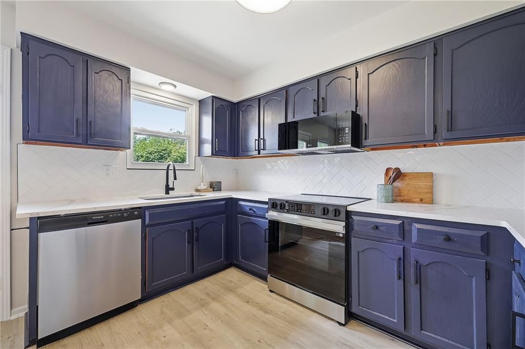 219 N Normandy Street — photo 10