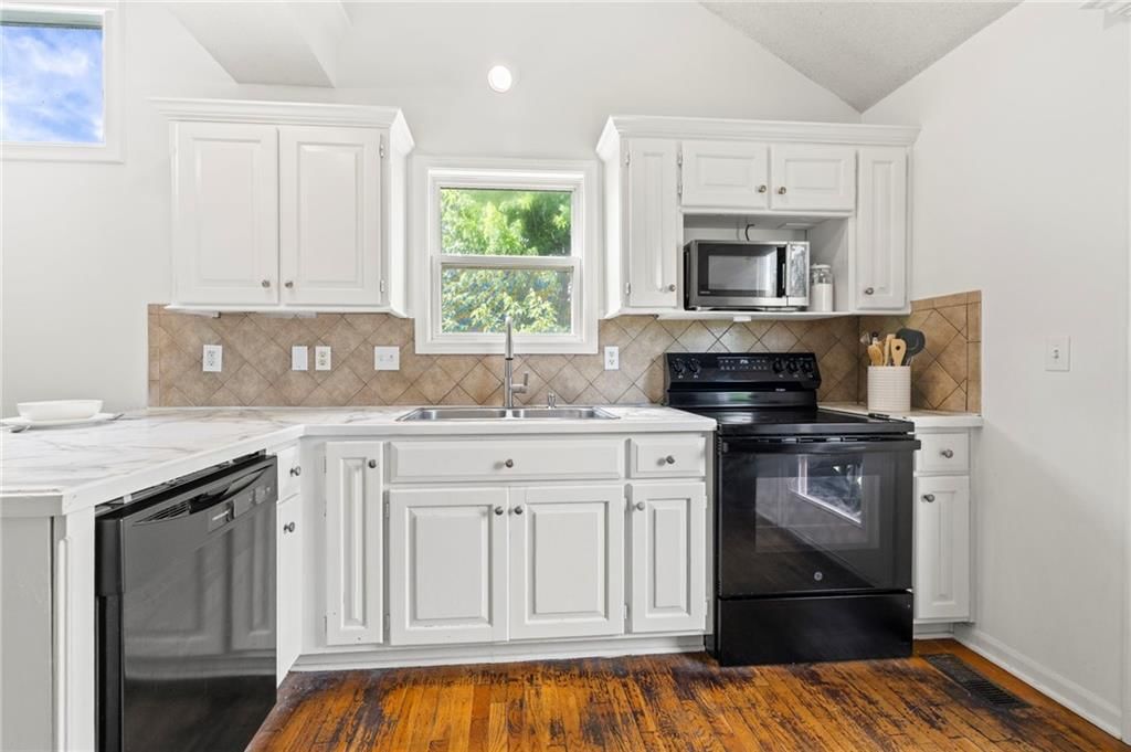 10908 N Donnelly Court — photo 9
