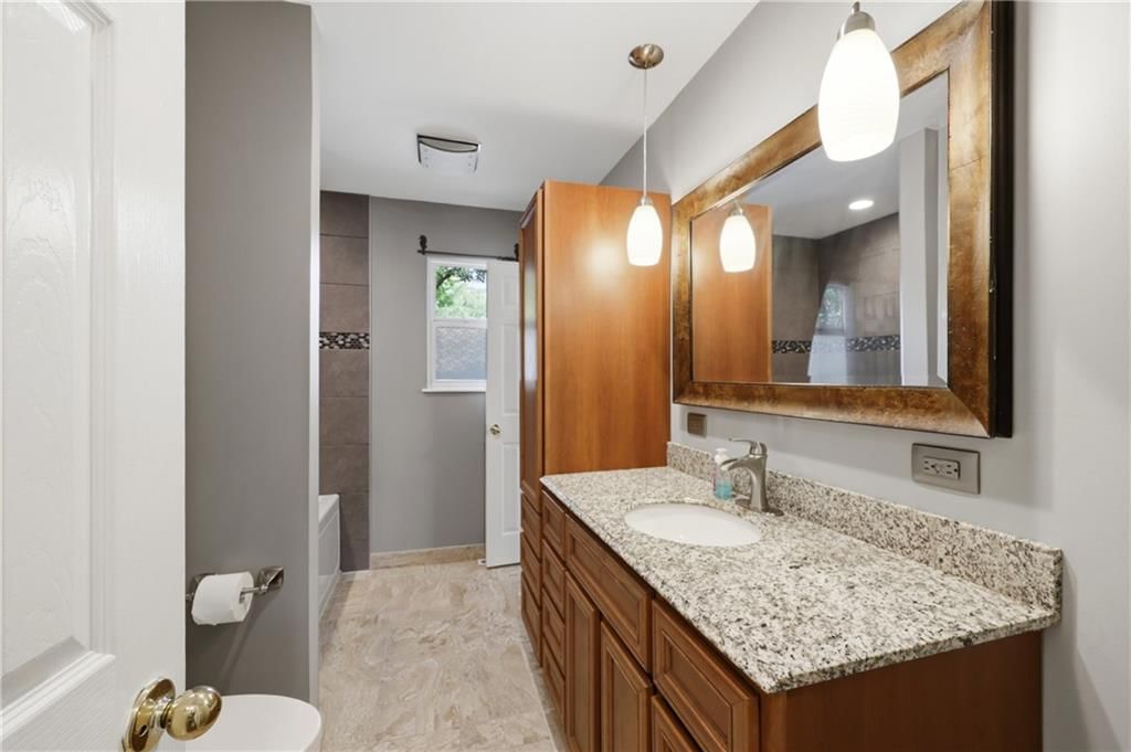 201 SW Sandstone Drive — photo 10