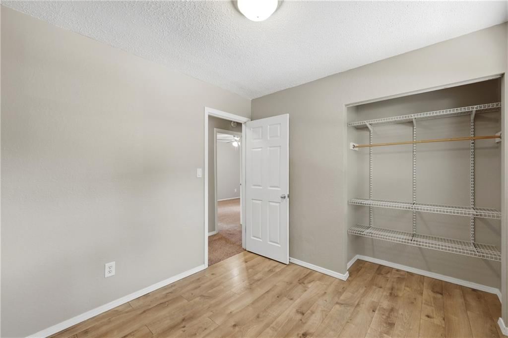 201 SW Sandstone Drive — photo 18