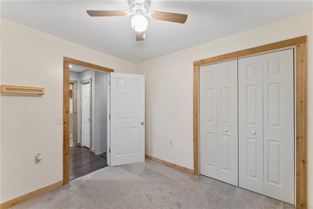 104 W Oak Street — photo 30