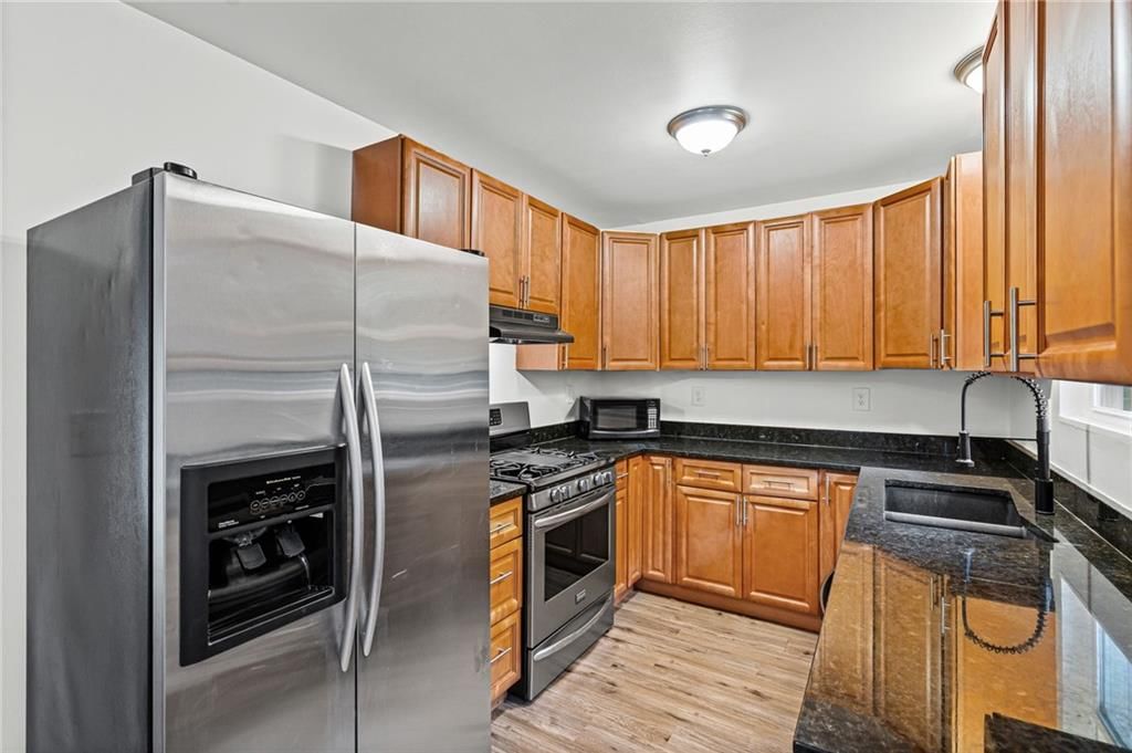 3301 E 107th Terrace — photo 9