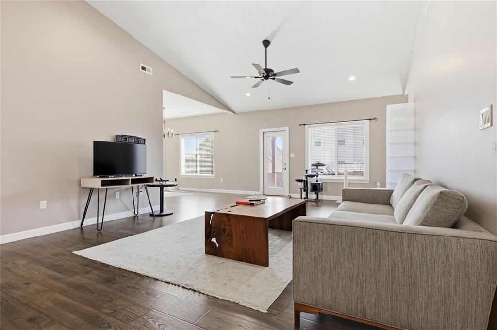 2705 Chasehire Drive — photo 8