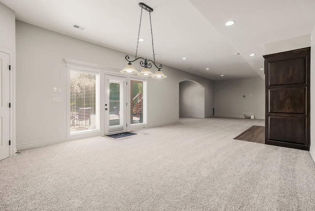 7605 Dove Avenue — photo 30