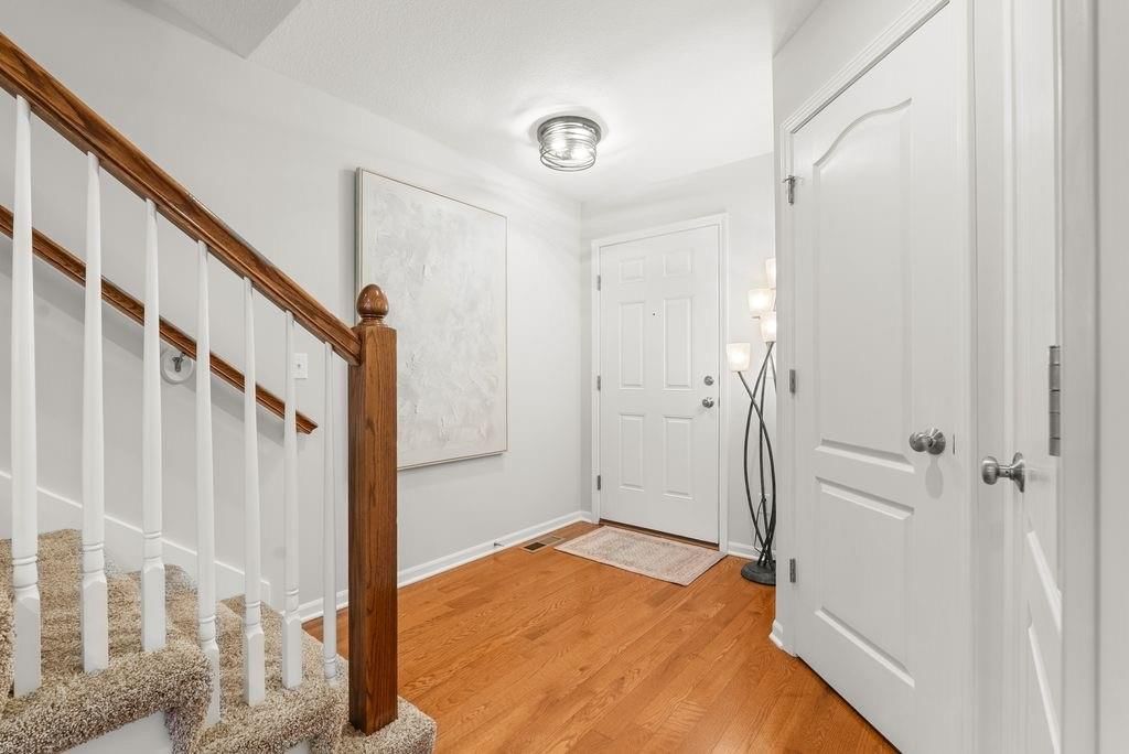 1207 SW Arborway Drive — photo 3