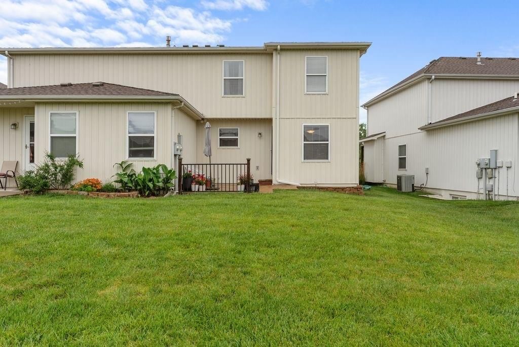 1207 SW Arborway Drive — photo 29