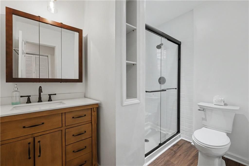 401 W 114 Terrace — photo 35