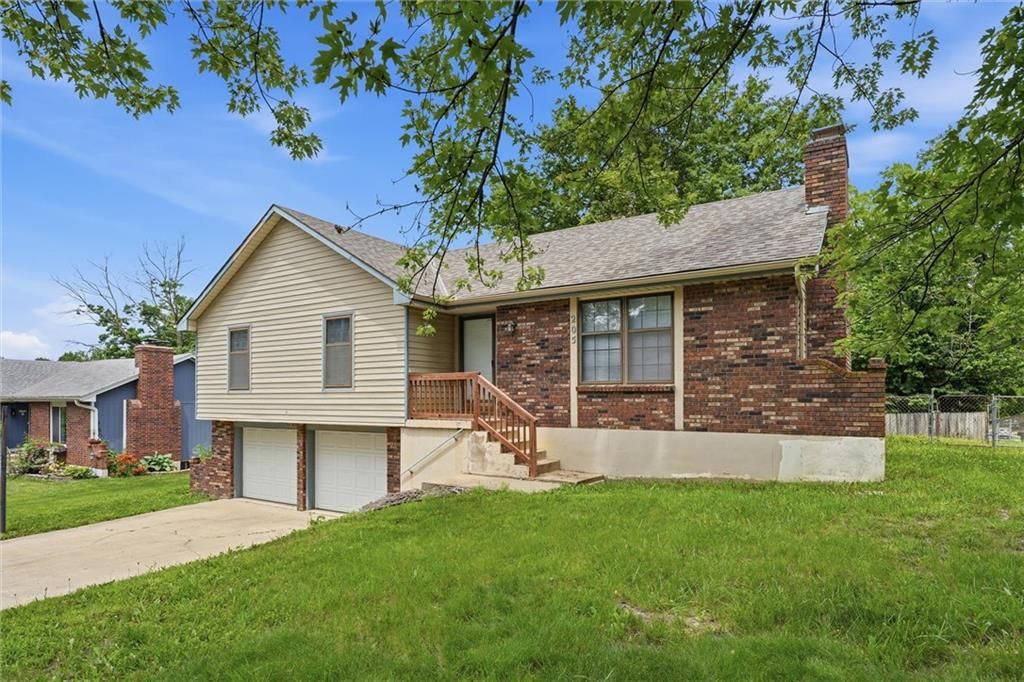 205 SE Moreland School Road — photo 2
