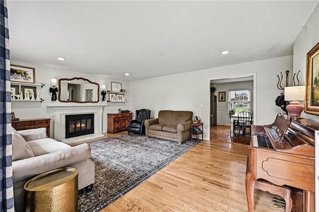 3606 NE 48th Terrace — photo 7