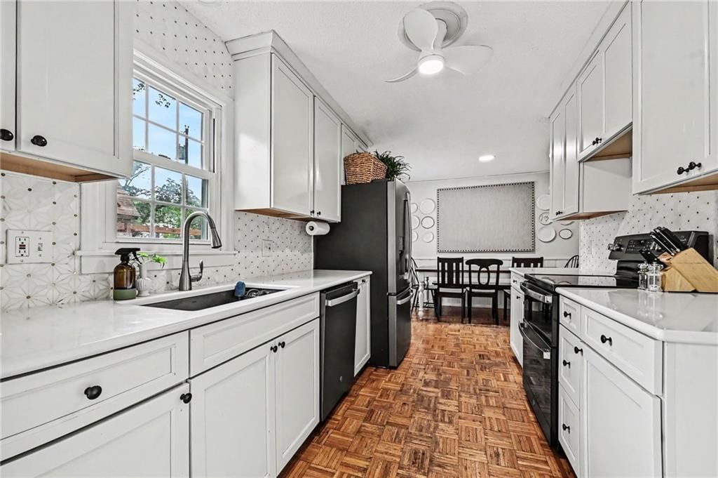 3606 NE 48th Terrace — photo 11