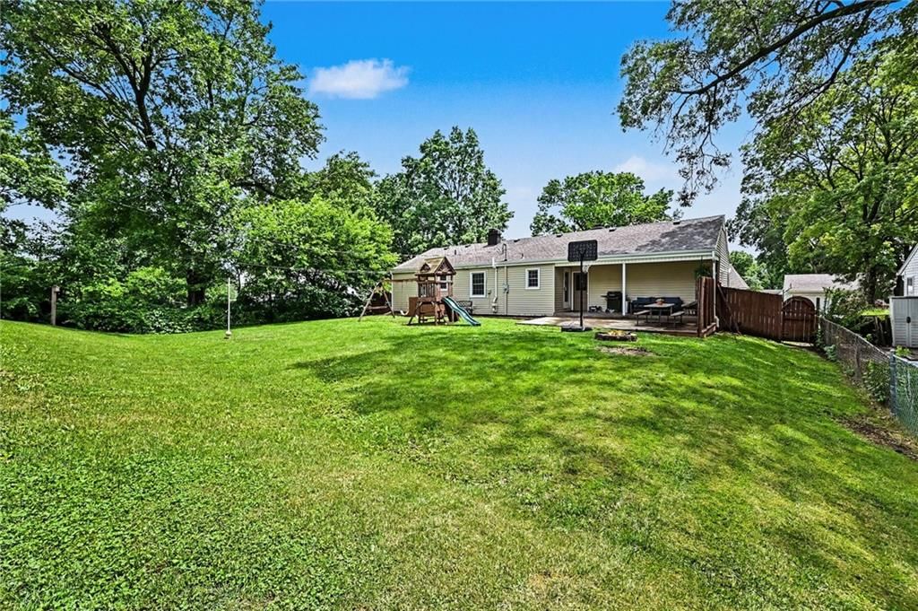 3606 NE 48th Terrace — photo 23