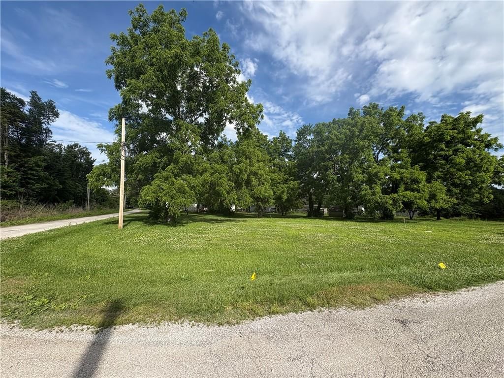 102 Sycamore Street — photo 3