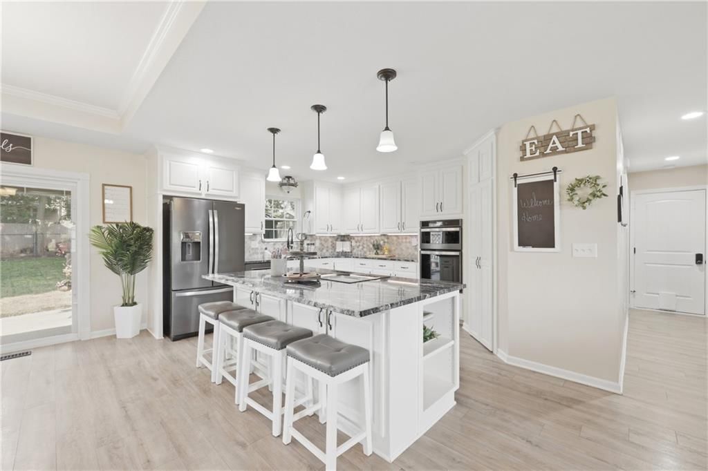 302 S Peach Tree Avenue — photo 5