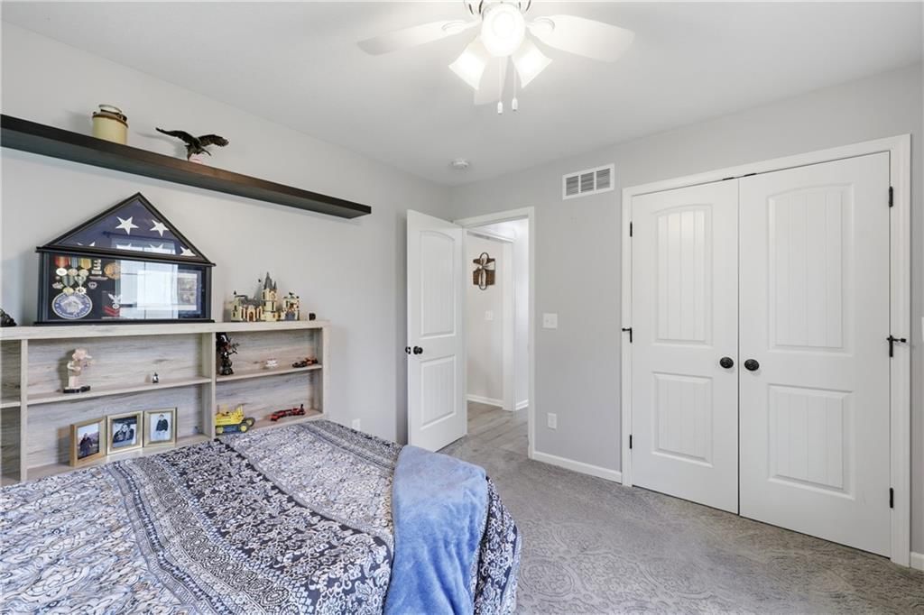 302 S Peach Tree Avenue — photo 18