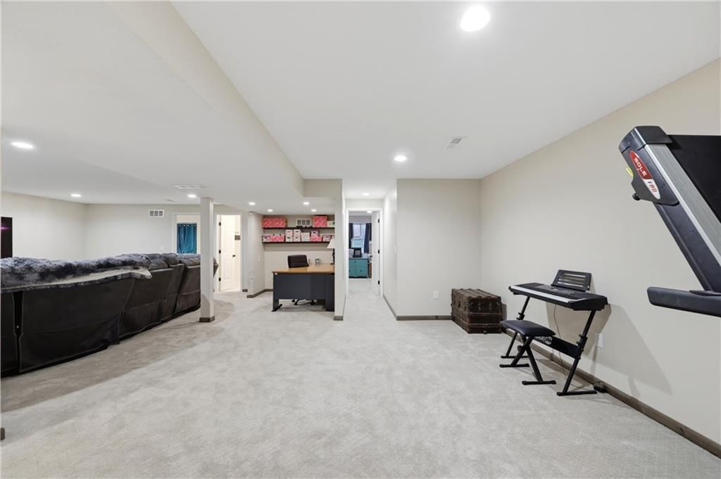 302 S Peach Tree Avenue — photo 23