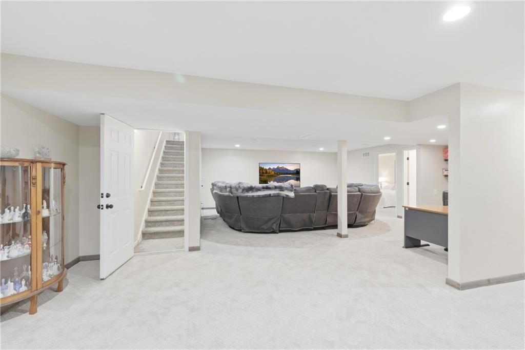 302 S Peach Tree Avenue — photo 24