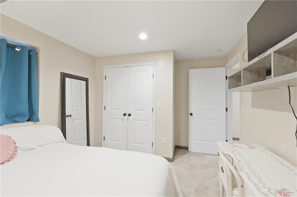 302 S Peach Tree Avenue — photo 28