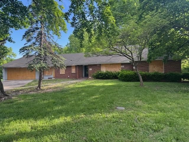 3725 Blue Ridge Boulevard — photo 1