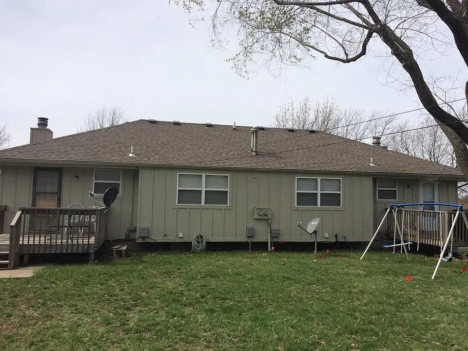 401 SE Melody Lane — photo 10