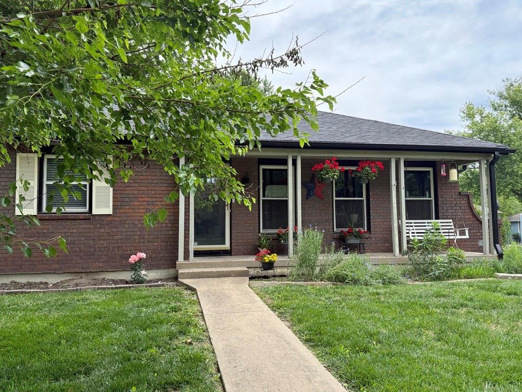 600 N Park Drive — photo 2