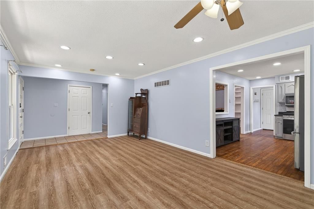 600 N Park Drive — photo 5