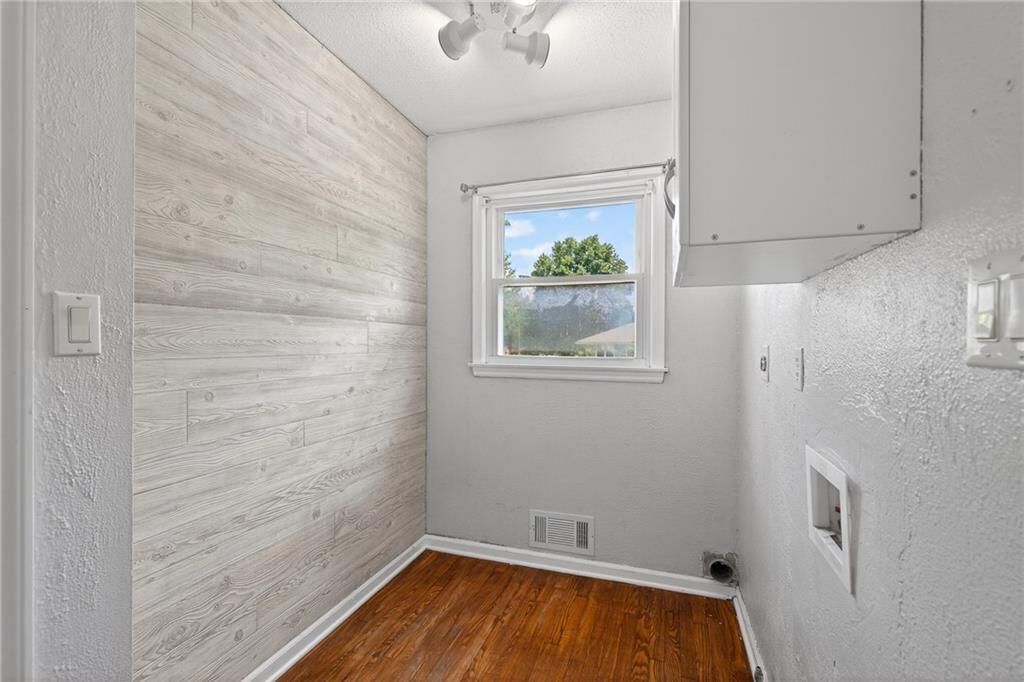 600 N Park Drive — photo 16