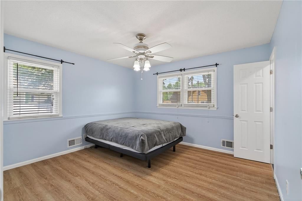 600 N Park Drive — photo 17