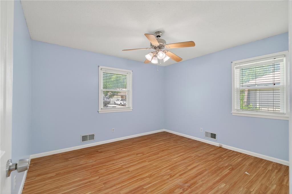 600 N Park Drive — photo 22