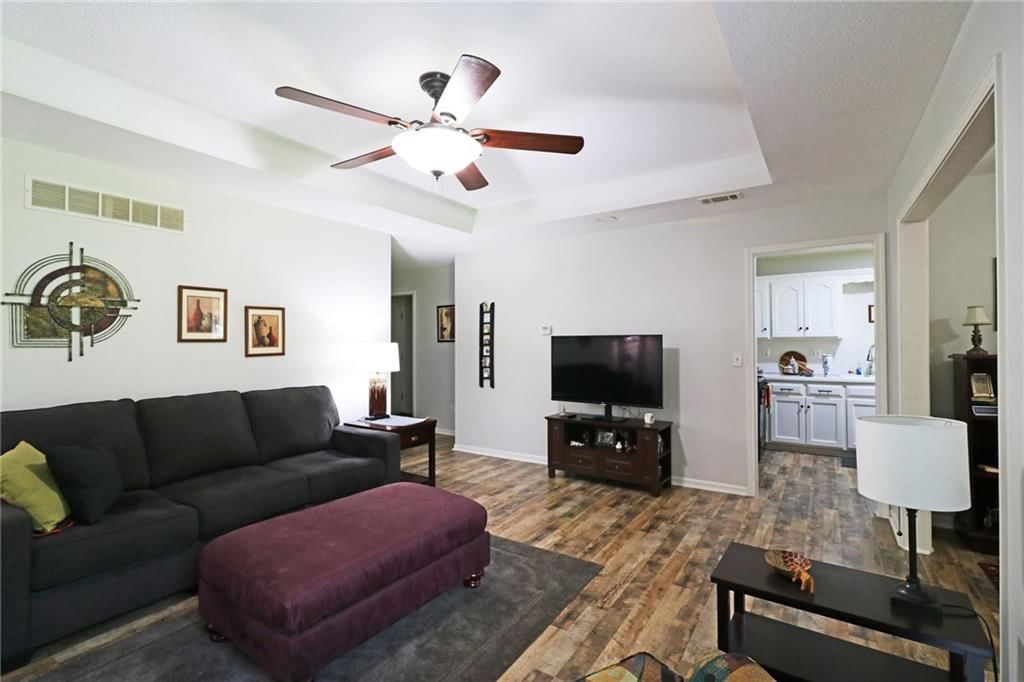 705 NE Swann Circle — photo 10