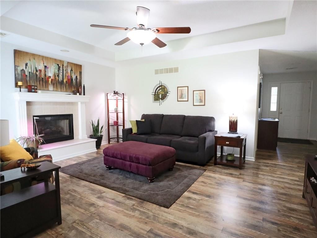 705 NE Swann Circle — photo 11