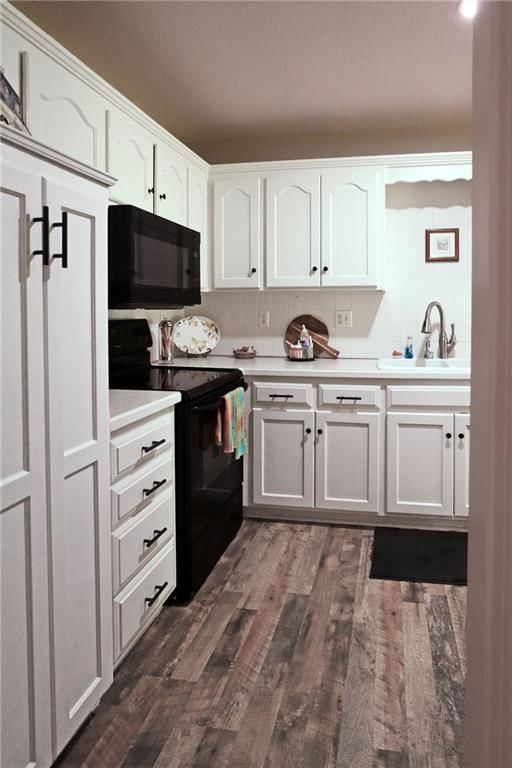 705 NE Swann Circle — photo 14