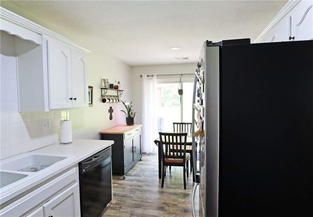 705 NE Swann Circle — photo 15