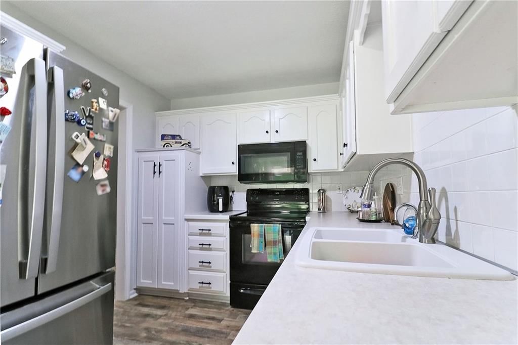 705 NE Swann Circle — photo 16