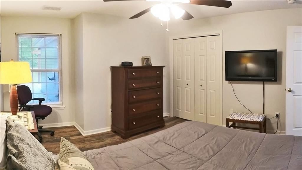 705 NE Swann Circle — photo 38
