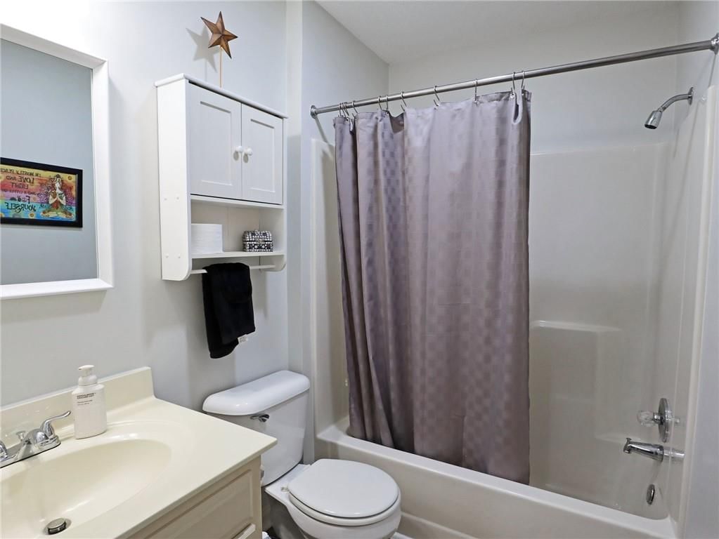 705 NE Swann Circle — photo 40