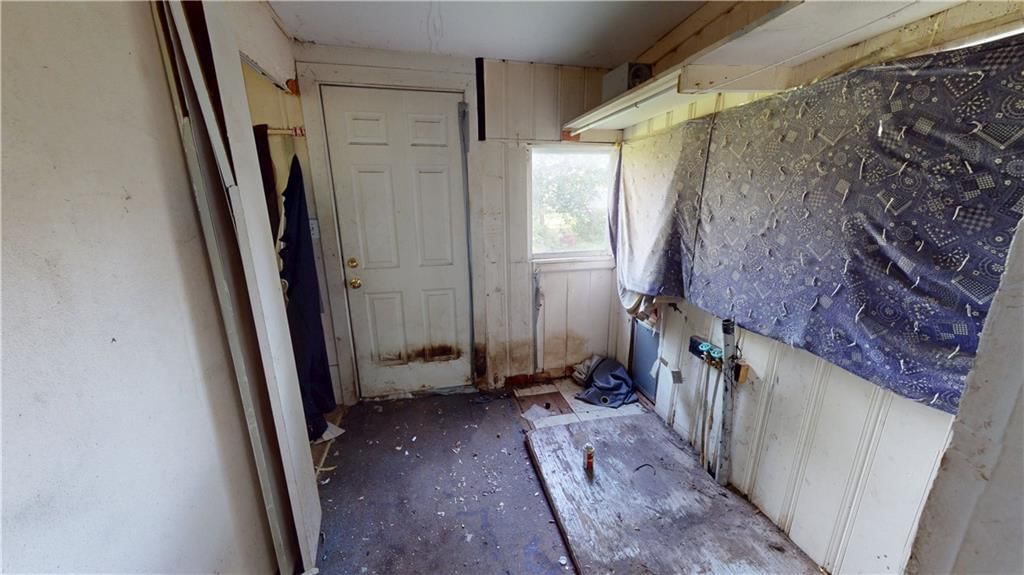 829 N West Street — photo 8