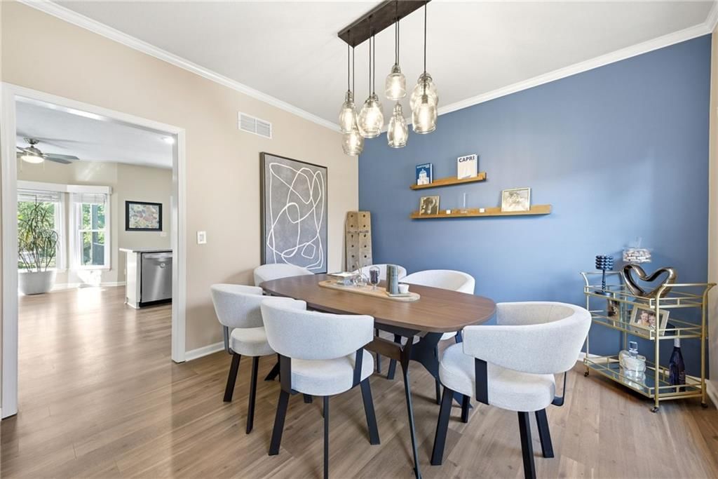 15013 W 77th Terrace — photo 5